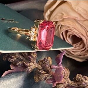 STUNNING PINK SAPPHIRE STATEMENT RING GOLD PLATED EMERALD CUT SIZE 8.5